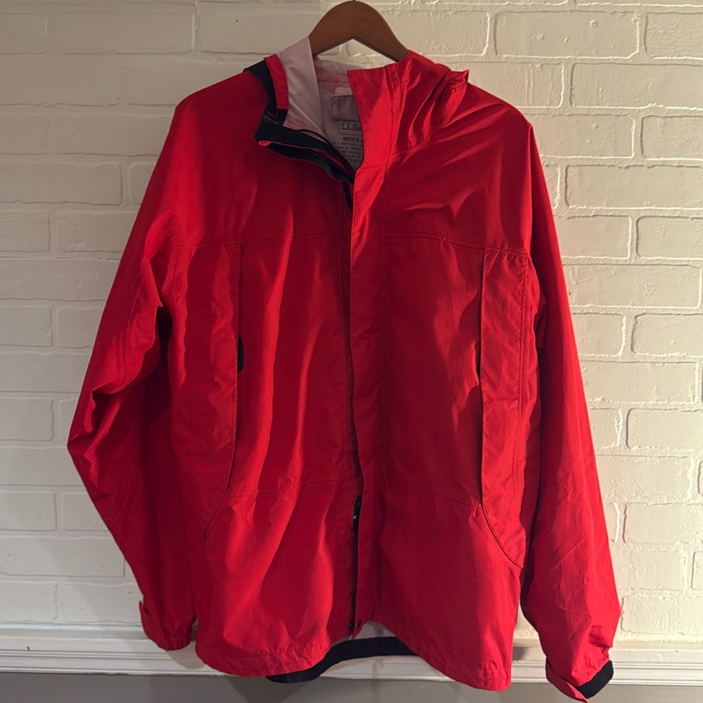 LL Bean Men’s Waterproof/Windbreaker jacket